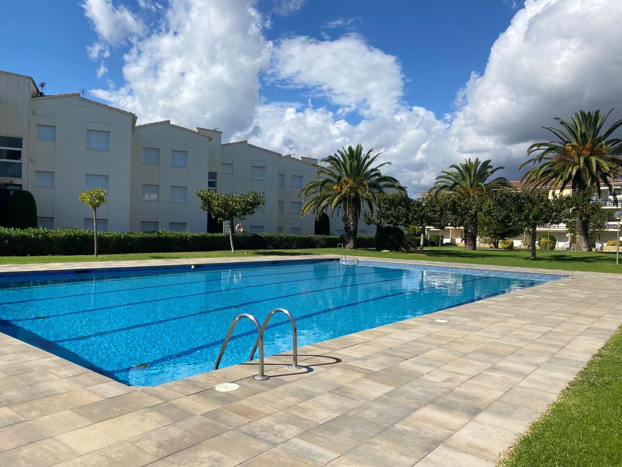 Apartament Amb Piscina I Aparcament - Baixos Amb Jardinet กาเลญา เด ปาลาฟรูเจล ภายนอก รูปภาพ