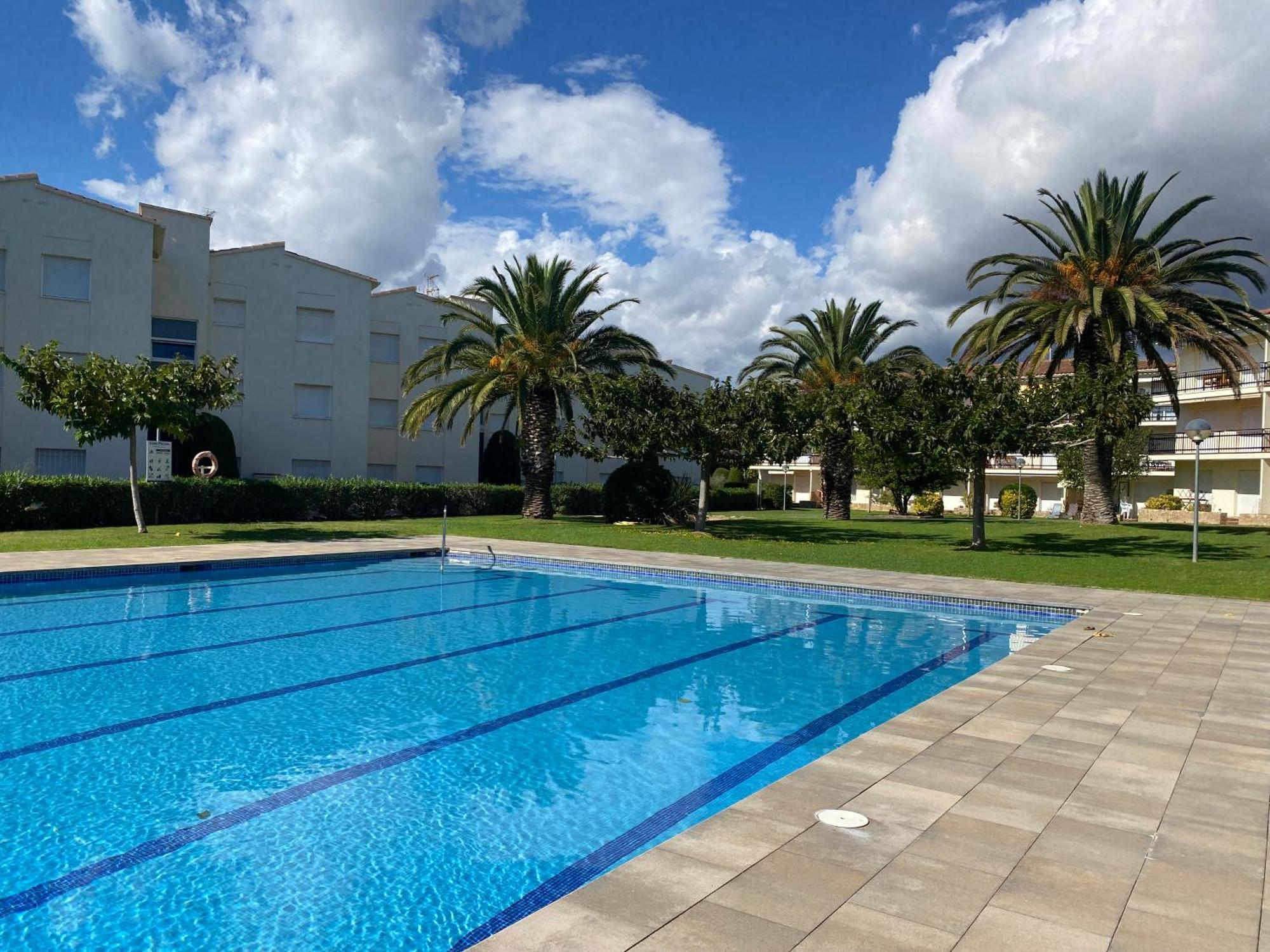 Apartament Amb Piscina I Aparcament - Baixos Amb Jardinet กาเลญา เด ปาลาฟรูเจล ภายนอก รูปภาพ