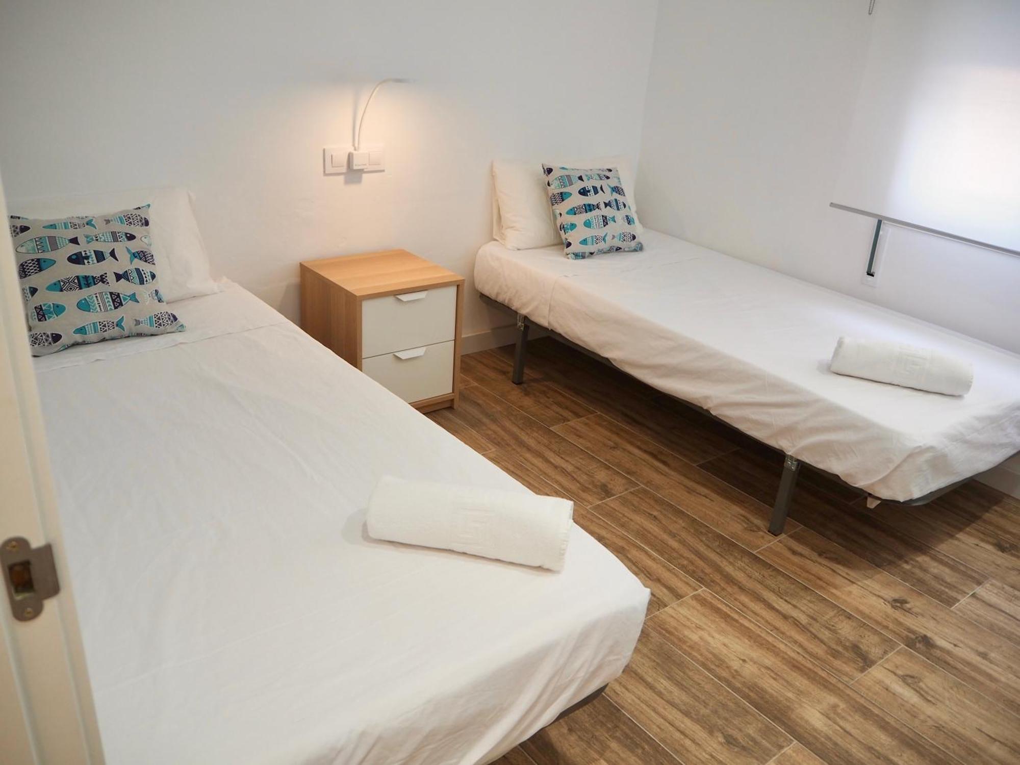 Apartament Amb Piscina I Aparcament - Baixos Amb Jardinet กาเลญา เด ปาลาฟรูเจล ภายนอก รูปภาพ